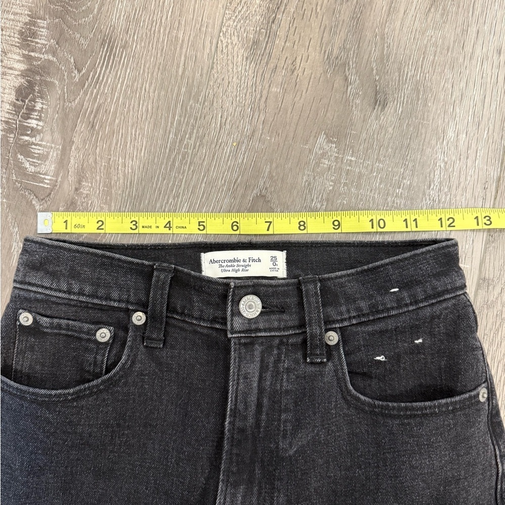 Abercrombie Ankle Straight Jeans - Picture 4 of 5